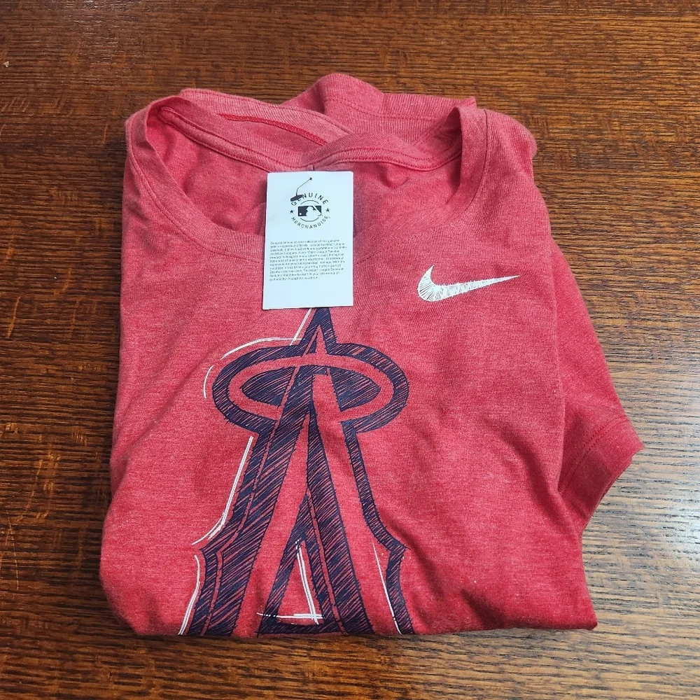 Nike California Angels red tee shirt Womens Large NWT
